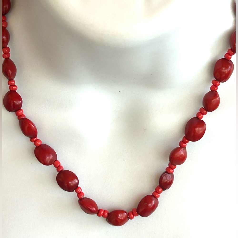 Vintage Festive Red Coral Beaded Necklace 16”